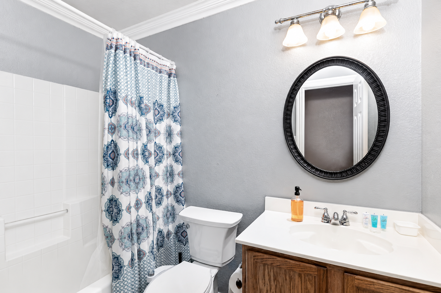 CountryView second bathroom