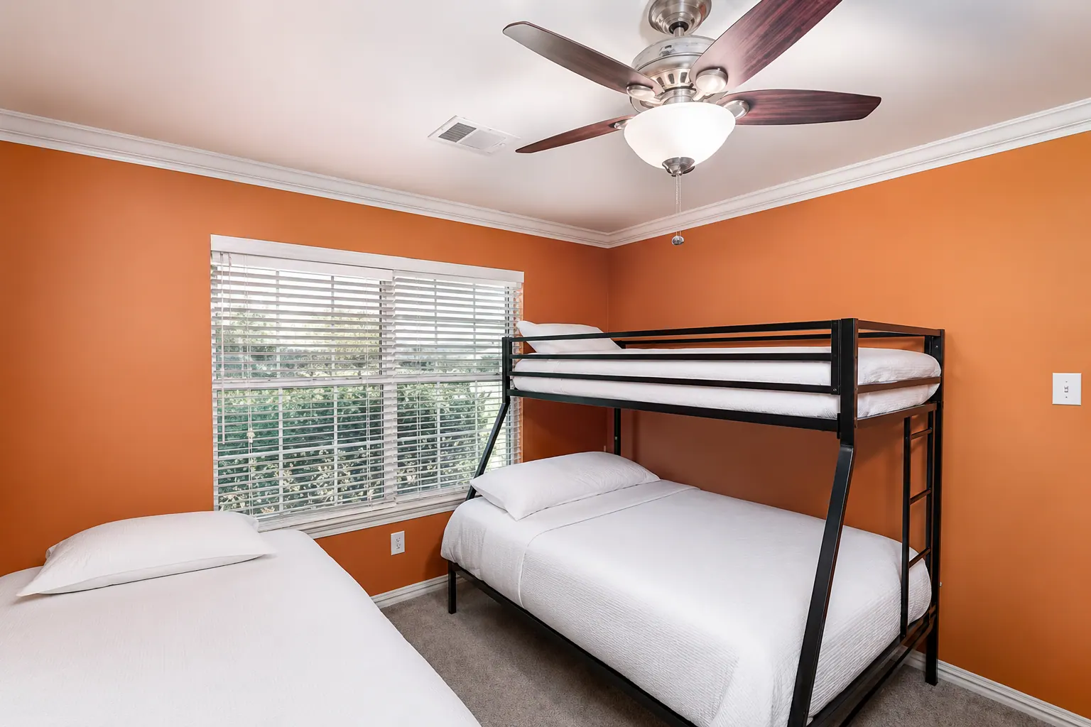 CountryView bonus room