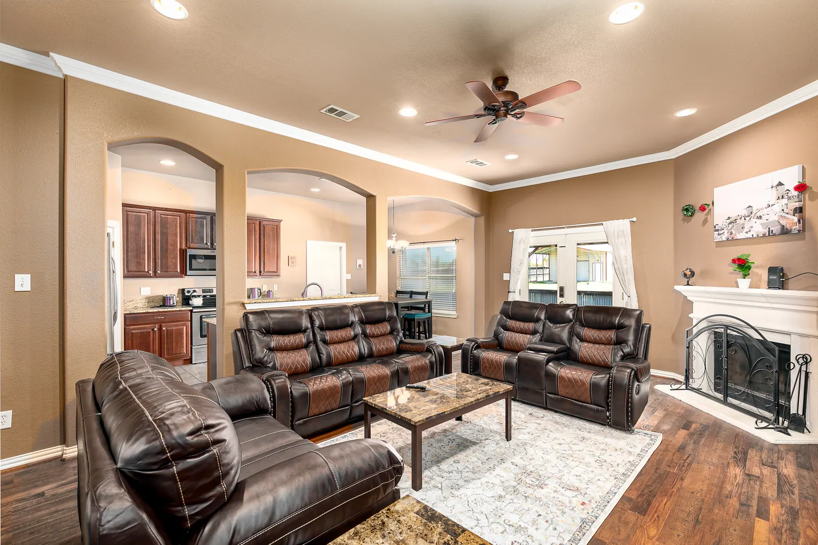 CountryView living room