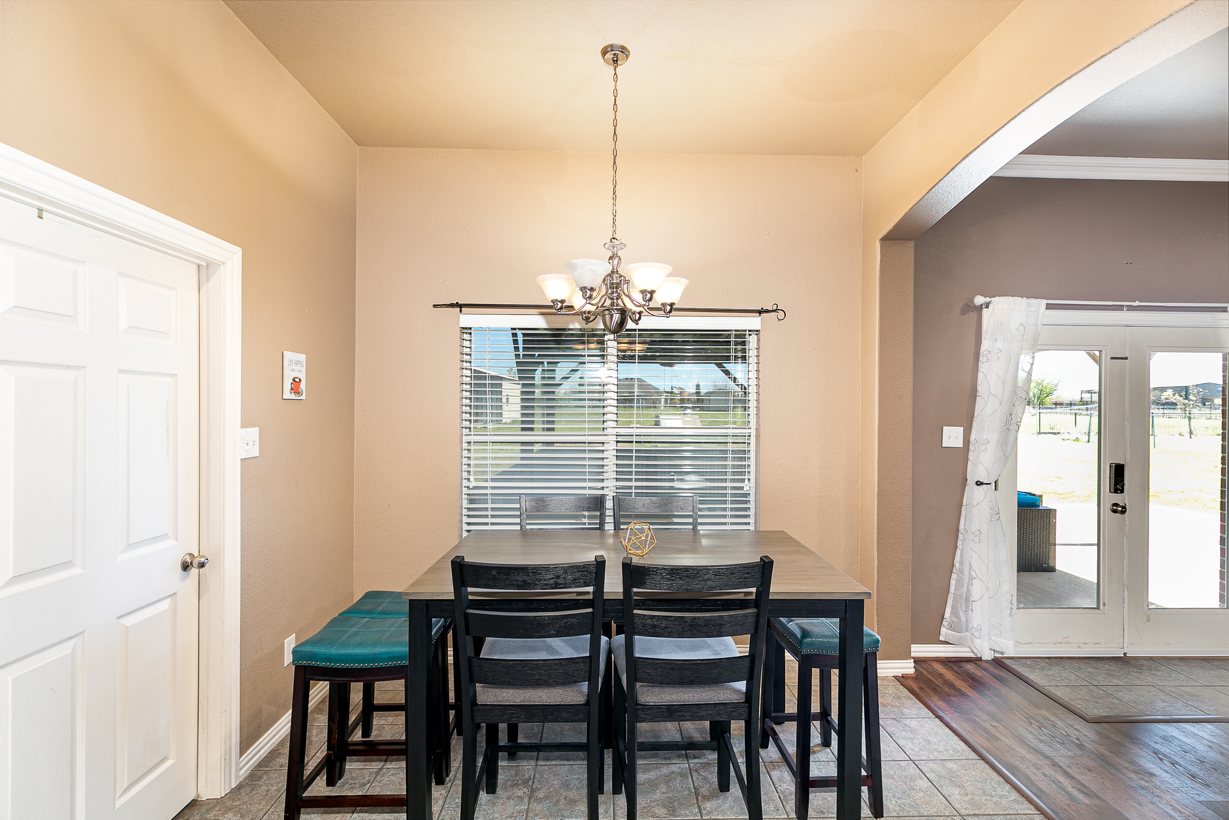 CountryView dining area